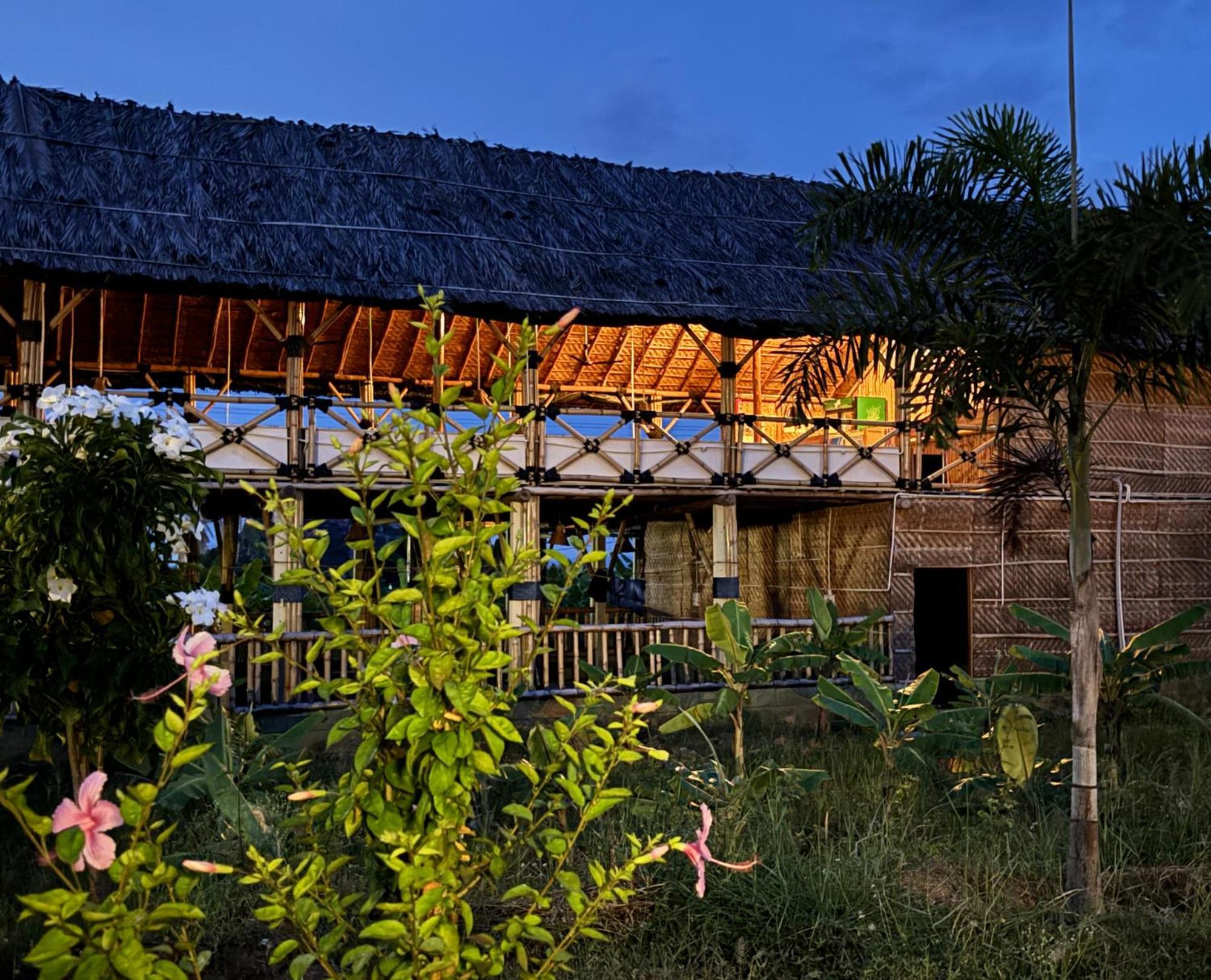 Mowgli'S Cafe Hampi & Guest House 외부 사진