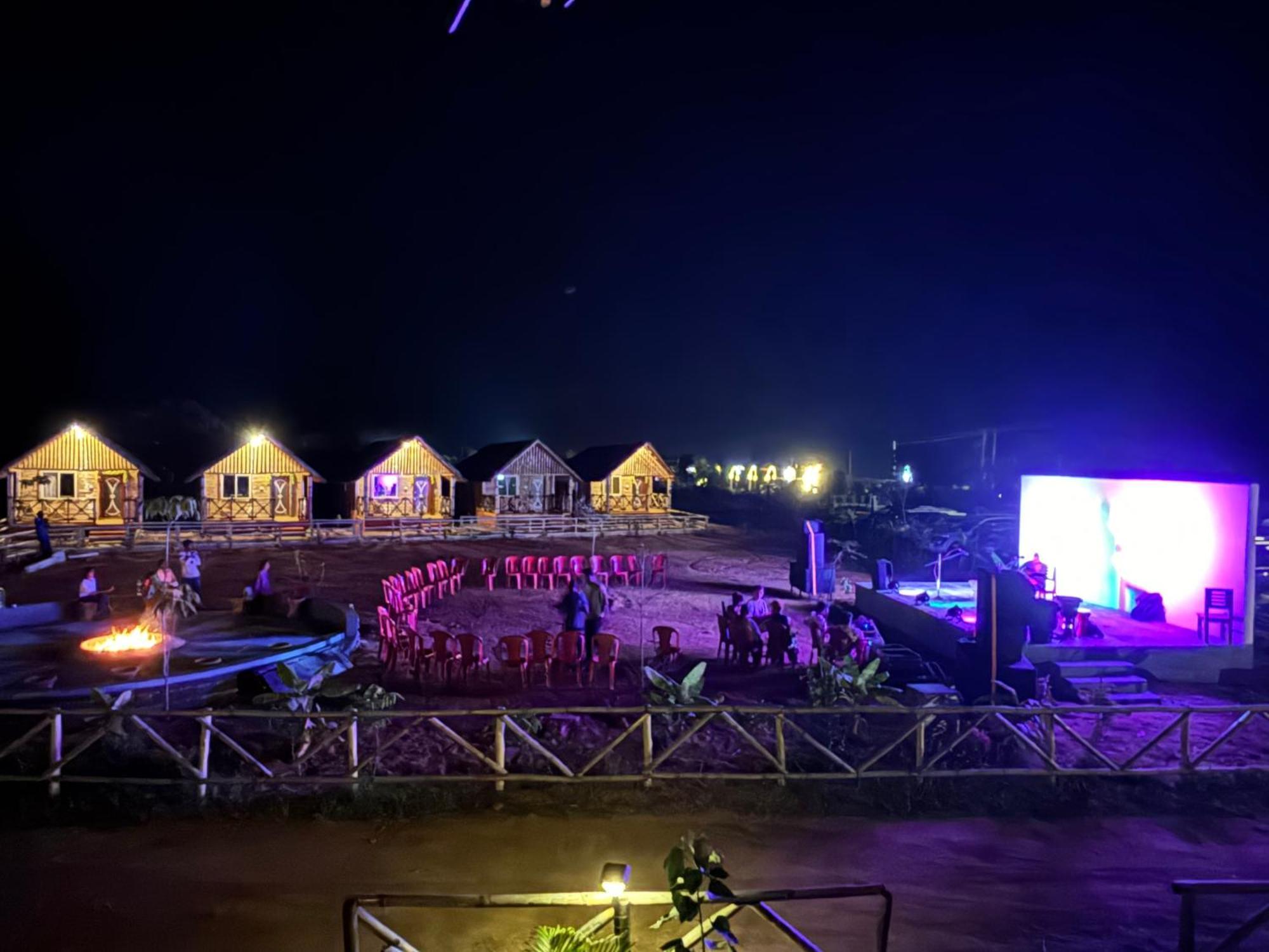 Mowgli'S Cafe Hampi & Guest House 외부 사진